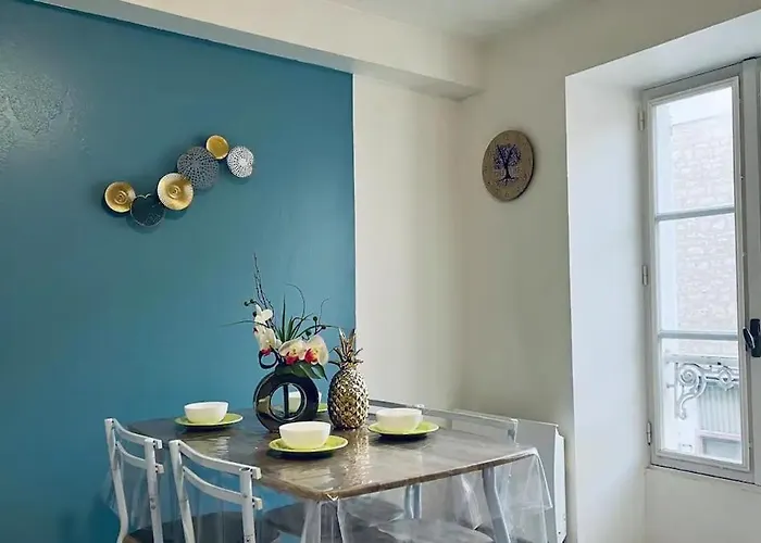 Jolie 2 65m2 Au Centre Appartement *